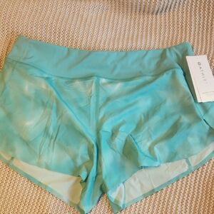 Athleta Run With It Short- 3.5" Inseam- Size Large